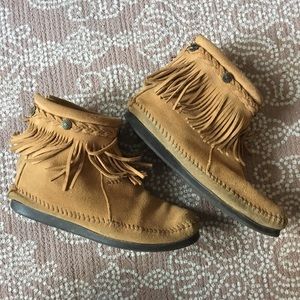 Minnetonka • High Top Back Zip Boot - 7